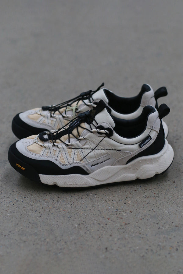 Flower Mountain/Shanwu Hanyue IWANO 2 Sneakers, Off-white (FM-FM100011-MIBAI)